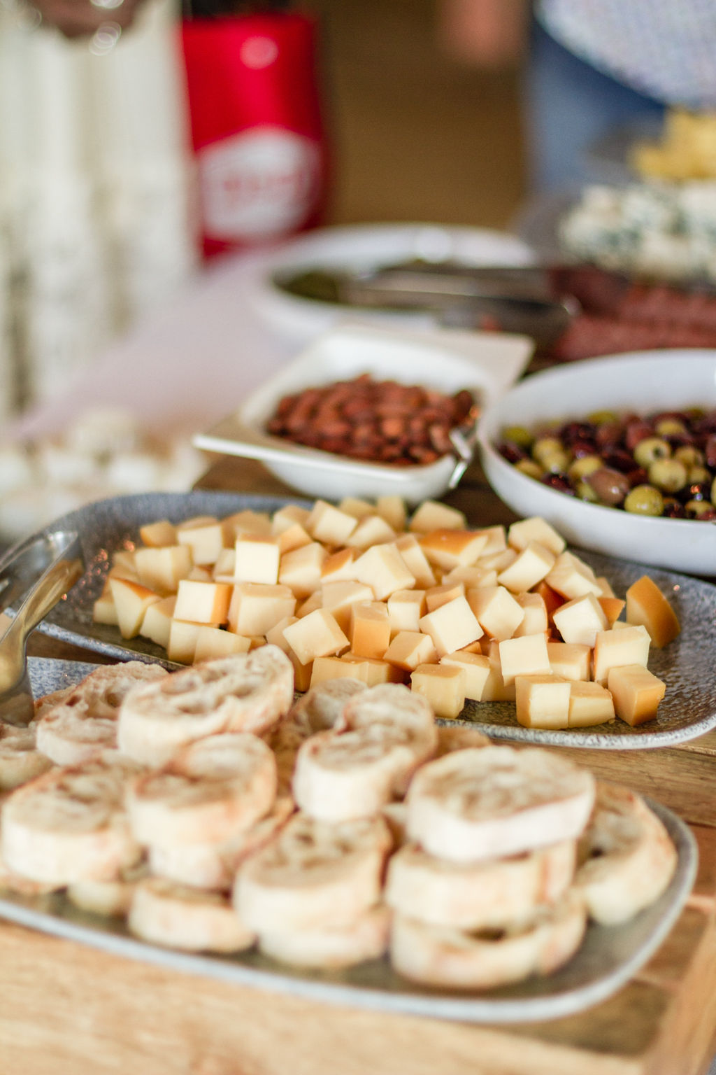 What Exactly is a Food and Beverage Minimum? Experiences By Taylor Brione